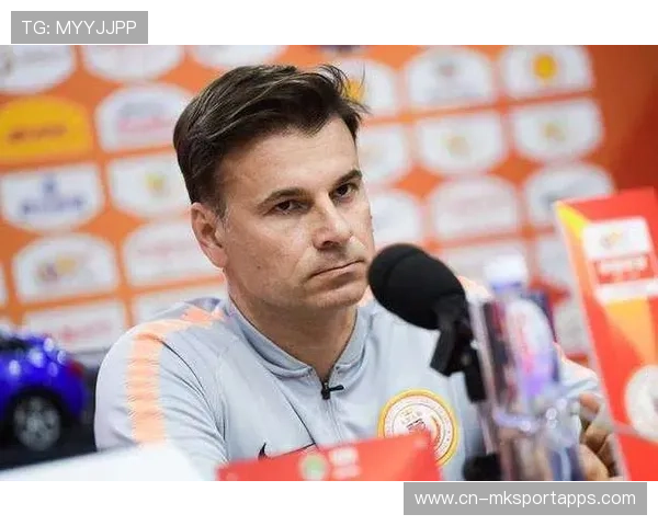 俱乐部高层博弈引换帅潮，内部斗争浮出水面